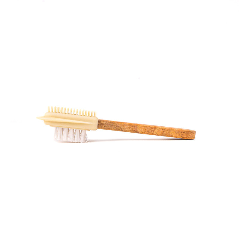 Brosse pour sneakers en daim
