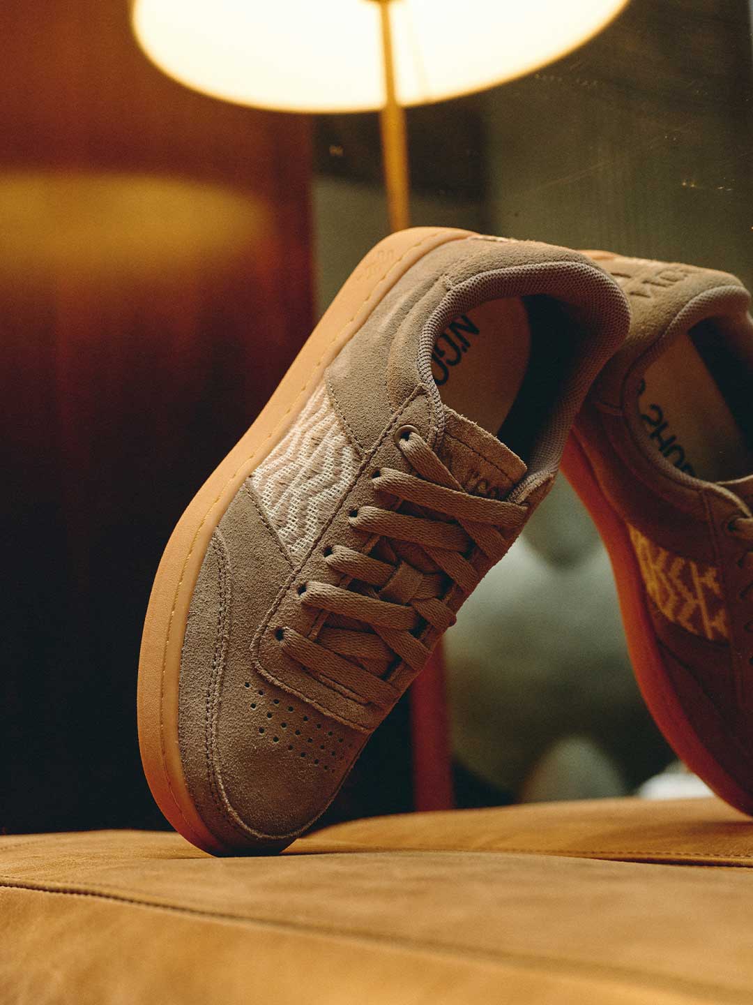 SAIGON SUEDE '24 GLAZED CHESTNUT
