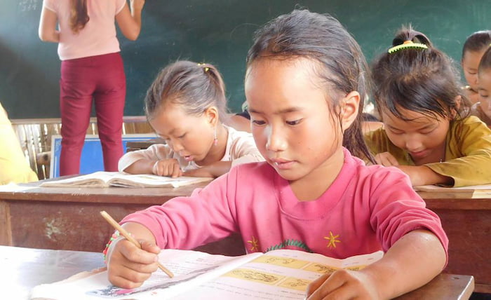Une élève dans une école primaire de la région de Cao Bang.